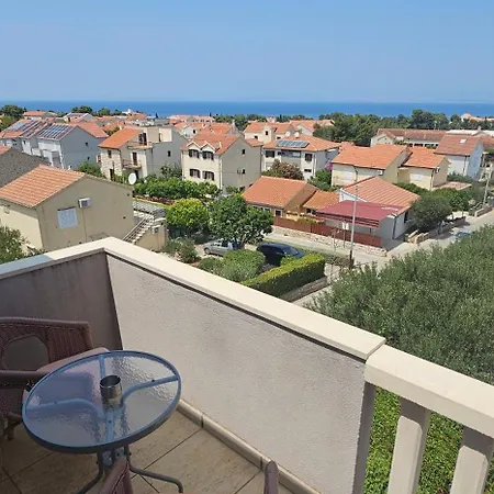 Appartement Meri Supetar