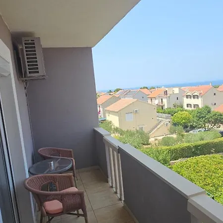 Appartement Meri Supetar