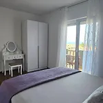 Meri Appartement Supetar